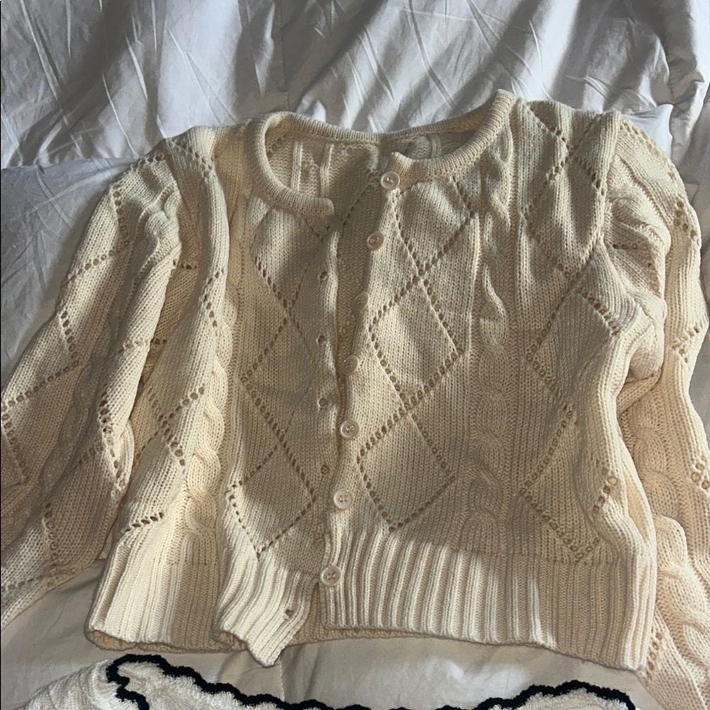 Commense Cardigans - Picture 2 of 4